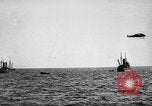 Standbild HMS Thetis submarine Rettungsaktion Liverpool Bay England, 1939, aus Sekunde 41 historischem Filmmaterial Videoclip 65675046698