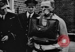 Standbild HMS Thetis submarine Rettungsaktion Liverpool Bay England, 1939, aus Sekunde 62 historischem Filmmaterial Videoclip 65675046698