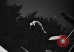 Immagine di I tuffatori olimpici Ruth salto e Marjorie Gestriug Santa Barbara California USA, 1939, secondo 12 filmato di repertorio 65675046702