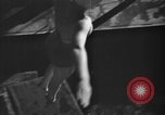 Immagine di I tuffatori olimpici Ruth salto e Marjorie Gestriug Santa Barbara California USA, 1939, secondo 37 filmato di repertorio 65675046702