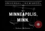 Immagine di WPA progetto di cucitura di lavoratori in sciopero Minneapolis Minnesota USA, 1939, secondo 7 filmato di repertorio 65675046703