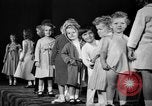 Immagine di Kids Fashion show New York United States USA, 1939, secondo 8 filmato di repertorio 65675046708