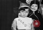 Immagine di Kids Fashion show New York United States USA, 1939, secondo 33 filmato di repertorio 65675046708