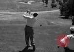 Standbild Henry Picard und Byron Nelson konkurrieren für PGA Champiionship Flushing Queens New York USA, 1939, aus Sekunde 12 historischem Filmmaterial Videoclip 65675046709