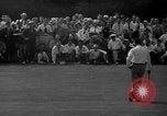 Standbild Henry Picard und Byron Nelson konkurrieren für PGA Champiionship Flushing Queens New York USA, 1939, aus Sekunde 25 historischem Filmmaterial Videoclip 65675046709