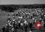 Standbild Henry Picard und Byron Nelson konkurrieren für PGA Champiionship Flushing Queens New York USA, 1939, aus Sekunde 54 historischem Filmmaterial Videoclip 65675046709