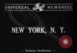 Standbild Designer Kleidung New York City USA, 1940, aus Sekunde 3 historischem Filmmaterial Videoclip 65675046725