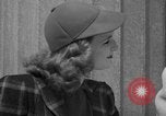 Standbild Designer Kleidung New York City USA, 1940, aus Sekunde 15 historischem Filmmaterial Videoclip 65675046725