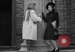 Standbild Designer Kleidung New York City USA, 1940, aus Sekunde 17 historischem Filmmaterial Videoclip 65675046725