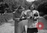 Standbild Designer Kleidung New York City USA, 1940, aus Sekunde 52 historischem Filmmaterial Videoclip 65675046725
