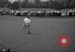 Standbild PGA Trophy Hershey Pennsylvania USA, 1940, aus Sekunde 25 historischem Filmmaterial Videoclip 65675046726