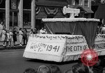 Immagine di Il Labor Day celebrazione Mount Carmel Illinois USA, 1940, secondo 14 filmato di repertorio 65675046728