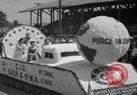 Immagine di Il Labor Day celebrazione Mount Carmel Illinois USA, 1940, secondo 38 filmato di repertorio 65675046728