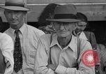 Immagine di Il Labor Day celebrazione Mount Carmel Illinois USA, 1940, secondo 42 filmato di repertorio 65675046728
