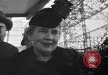 Immagine di Lancio di USS Hornet CV-8 Newport News Virginia USA, 1940, secondo 14 filmato di repertorio 65675046730
