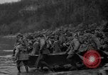 Immagine di Truppe cross river Front Knox Kentucky USA, 1940, secondo 9 filmato di repertorio 65675046732