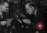 Standbild Freitag 13 Club Philadelphia Pennsylvania USA, 1940, aus Sekunde 36 historischem Filmmaterial Videoclip 65675046733