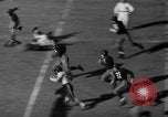 Standbild berühmten Fußball-Highlights von 1940 United States USA, 1940, aus Sekunde 11 historischem Filmmaterial Videoclip 65675046739