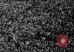 Standbild berühmten Fußball-Highlights von 1940 United States USA, 1940, aus Sekunde 18 historischem Filmmaterial Videoclip 65675046739