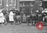 Standbild berühmten Fußball-Highlights von 1940 United States USA, 1940, aus Sekunde 40 historischem Filmmaterial Videoclip 65675046739