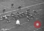 Standbild berühmten Fußball-Highlights von 1940 United States USA, 1940, aus Sekunde 45 historischem Filmmaterial Videoclip 65675046739