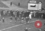Standbild berühmten Fußball-Highlights von 1940 United States USA, 1940, aus Sekunde 54 historischem Filmmaterial Videoclip 65675046739