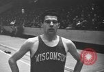 Standbild Indoor WM-Meile United States USA, 1941, aus Sekunde 23 historischem Filmmaterial Videoclip 65675046744