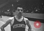 Standbild Indoor WM-Meile United States USA, 1941, aus Sekunde 24 historischem Filmmaterial Videoclip 65675046744