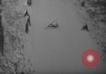 Standbild Waghalsige Sportstunts Anfang der 1940er Jahre United States USA, 1941, aus Sekunde 9 historischem Filmmaterial Videoclip 65675046747