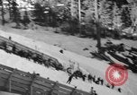 Standbild Waghalsige Sportstunts Anfang der 1940er Jahre United States USA, 1941, aus Sekunde 17 historischem Filmmaterial Videoclip 65675046747
