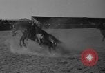 Standbild Waghalsige Sportstunts Anfang der 1940er Jahre United States USA, 1941, aus Sekunde 55 historischem Filmmaterial Videoclip 65675046747