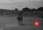 Standbild Waghalsige Sportstunts Anfang der 1940er Jahre United States USA, 1941, aus Sekunde 57 historischem Filmmaterial Videoclip 65675046747