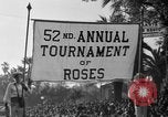 Standbild Rose Bowl Parade 1941 Pasadena California USA, 1941, aus Sekunde 11 historischem Filmmaterial Videoclip 65675046748