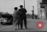 Standbild Alkohol-O-Mat breathalyzer Hamburg Deutschland, 1960, aus Sekunde 11 historischem Filmmaterial Videoclip 65675046756