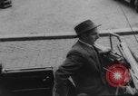 Standbild Alkohol-O-Mat breathalyzer Hamburg Deutschland, 1960, aus Sekunde 14 historischem Filmmaterial Videoclip 65675046756
