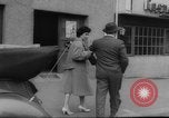 Standbild Alkohol-O-Mat breathalyzer Hamburg Deutschland, 1960, aus Sekunde 54 historischem Filmmaterial Videoclip 65675046756