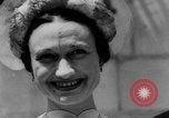 Standbild Ehe der Herzog von Windsor und Wallis Warfield Simpson Frankreich, 1937, aus Sekunde 38 historischem Filmmaterial Videoclip 65675046760