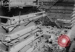 Standbild US Navy schwimmende Trockendock im Pazifischen Ozean Pacific Theater, 1945, aus Sekunde 8 historischem Filmmaterial Videoclip 65675046769