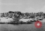 Standbild US Navy schwimmende Trockendock im Pazifischen Ozean Pacific Theater, 1945, aus Sekunde 21 historischem Filmmaterial Videoclip 65675046769