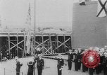 Standbild US Navy schwimmende Trockendock im Pazifischen Ozean Pacific Theater, 1945, aus Sekunde 31 historischem Filmmaterial Videoclip 65675046769