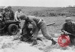 Standbild kickless Gewehre Fort Benning Georgia USA, 1944, aus Sekunde 28 historischem Filmmaterial Videoclip 65675046770
