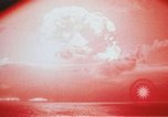Immagine di Zuni shot test nucleari Pacific Proving Grounds Isole Marshall, 1956, secondo 36 filmato di repertorio 65675046795