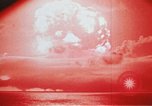 Immagine di Zuni shot test nucleari Pacific Proving Grounds Isole Marshall, 1956, secondo 39 filmato di repertorio 65675046795