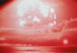 Immagine di Zuni shot test nucleari Pacific Proving Grounds Isole Marshall, 1956, secondo 40 filmato di repertorio 65675046795