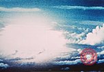 Standbild Nuclear Test Enewetak Atoll Marshall Inseln, 1952, aus Sekunde 19 historischem Filmmaterial Videoclip 65675046796