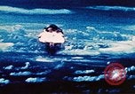 Standbild Nuclear Test Enewetak Atoll Marshall Inseln, 1952, aus Sekunde 34 historischem Filmmaterial Videoclip 65675046796