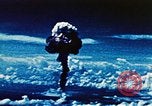 Standbild Nuclear Test Enewetak Atoll Marshall Inseln, 1952, aus Sekunde 60 historischem Filmmaterial Videoclip 65675046796