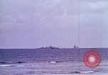Immagine di Bomba nucleare il test in mare Le isole della Micronesia Oceano Pacifico, 1955, secondo 11 filmato di repertorio 65675046798