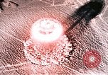 Standbild Nuclear Test Nye County Nevada USA, 1955, aus Sekunde 17 historischem Filmmaterial Videoclip 65675046799