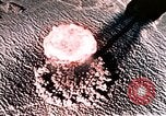Standbild Nuclear Test Nye County Nevada USA, 1955, aus Sekunde 22 historischem Filmmaterial Videoclip 65675046799